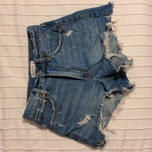 Abercrombie Curve Love The Cutoff Short High Rise